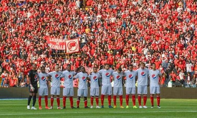 Crean Peticion Publica Para Que El Diablo Vuelva Al Escudo De America De Cali