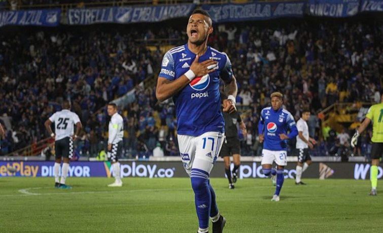 Oficial: ¡El nuevo equipo en la carrera de Ayron Del Valle!
