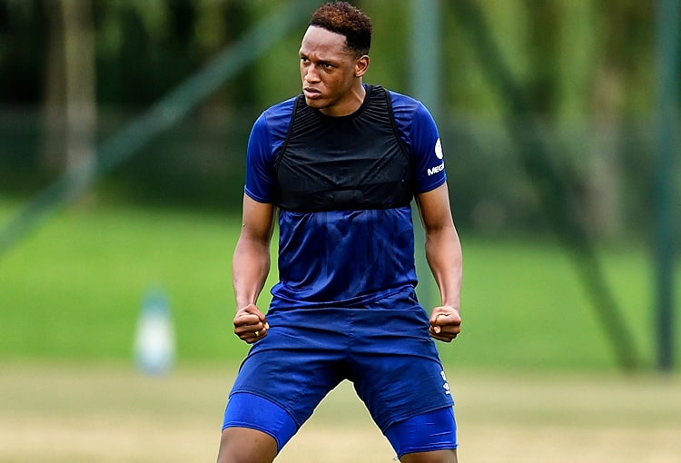 Yerry Mina será titular en Everton vs. Southampton