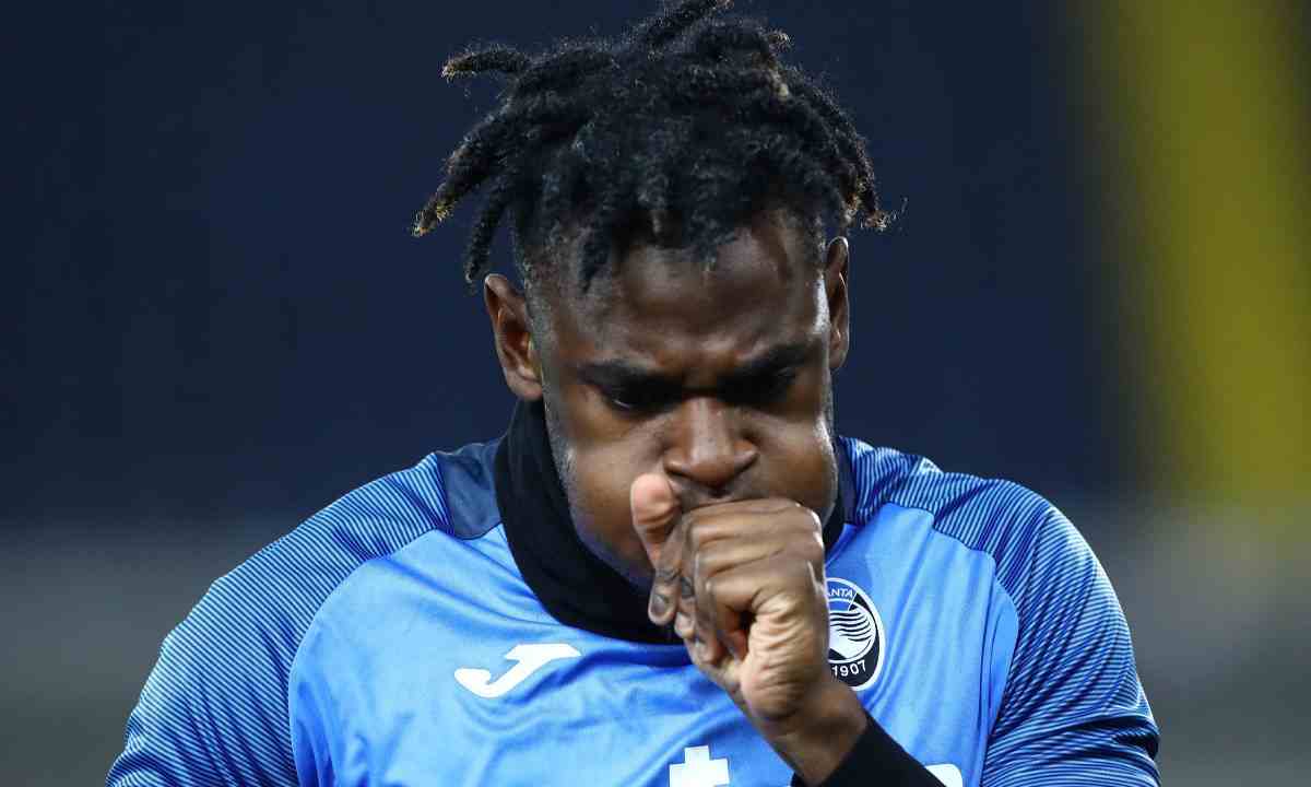 Representante de Duván Zapata no se explica por qué no hay ofertas