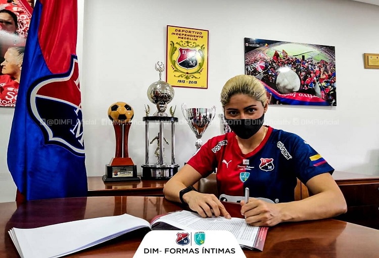 Sandra Sepúlveda, DIM Formas Íntimas, Liga Femenina