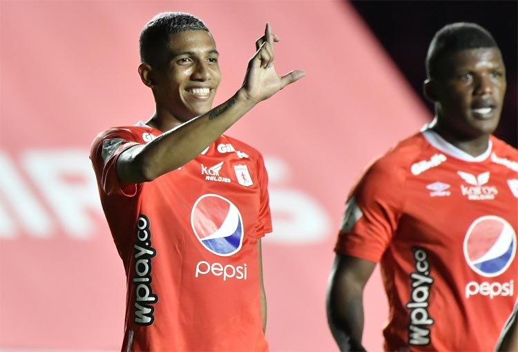 Luis Francisco Sánchez anota su tercer gol con América de Cali