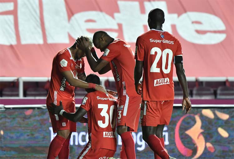 Envigado - América : Asi Seguimos El Directo Del Envigado America De Cali Besoccer - See related links to what you are looking for.