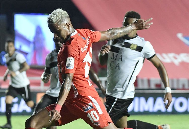 Yesus Cabrera, baja en América de Cali por positivo en COVID-19