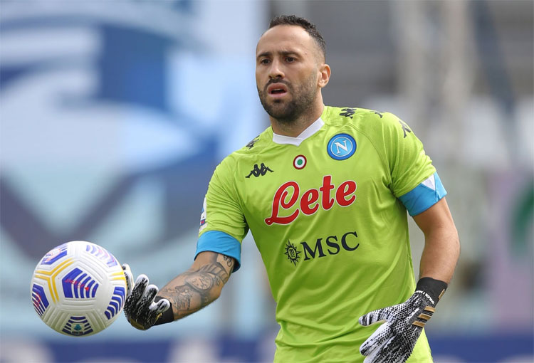 David Ospina y el dato que sorprende en la Serie A por su asistencia
