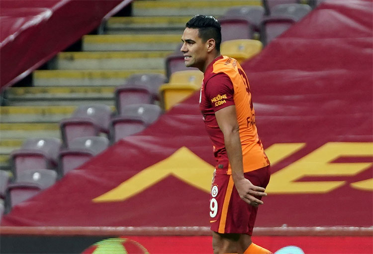 ¡Y Falcao García? Novedad en el Galatasaray