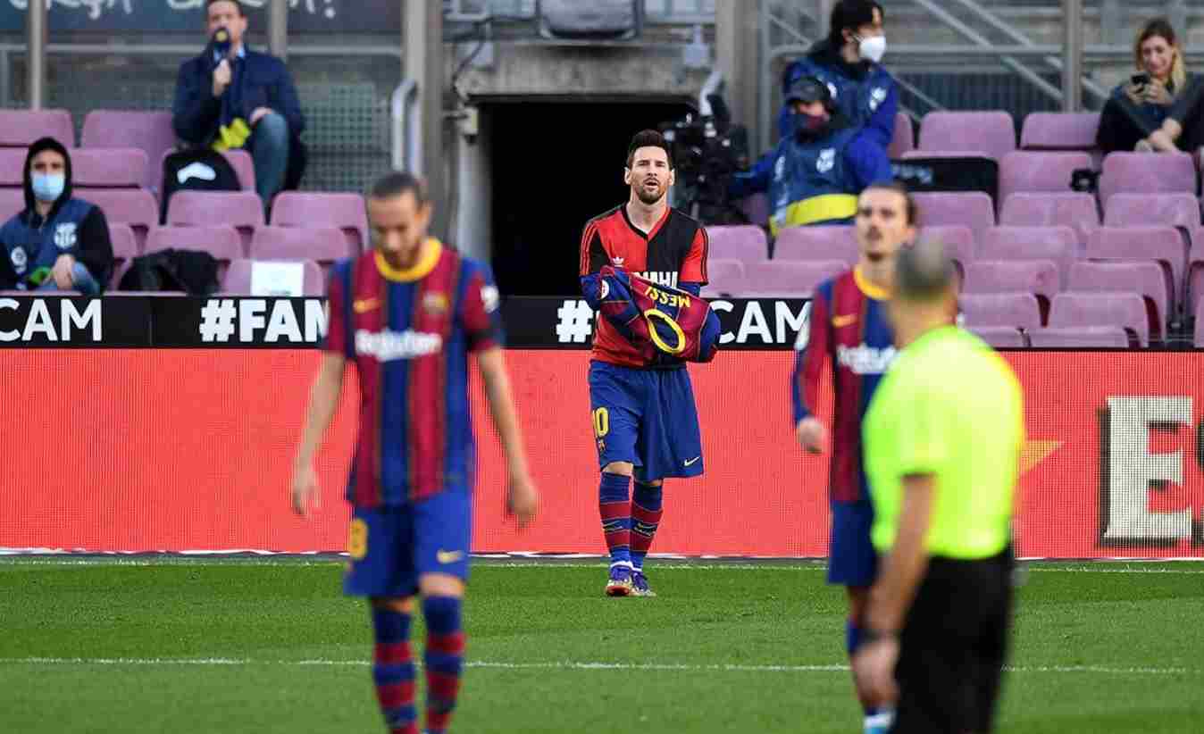 ¿Multa para el Barcelona por homenaje de Messi a Maradona?