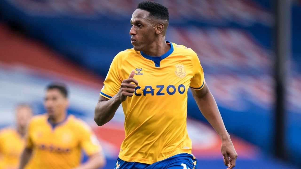 Siguen las críticas para Yerry Mina, esta vez con Everton