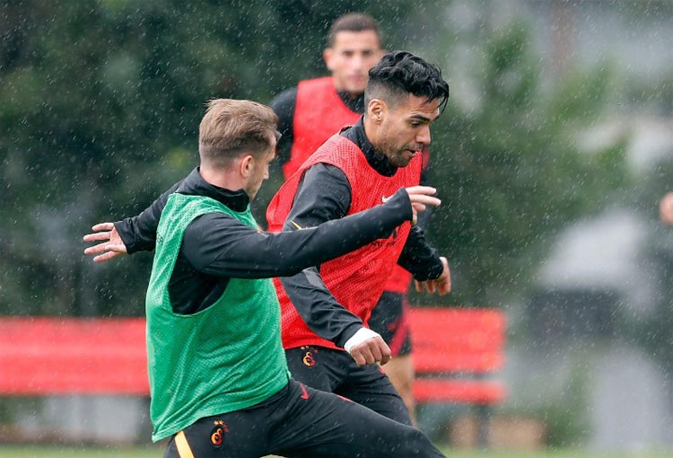 ¿¡Qué le pasó a Falcao García en el entrenamiento de Galatasaray!?