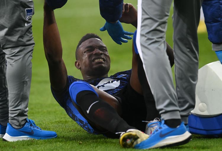 Jhon Córdoba: lesionado y descartado para la Selección Colombia