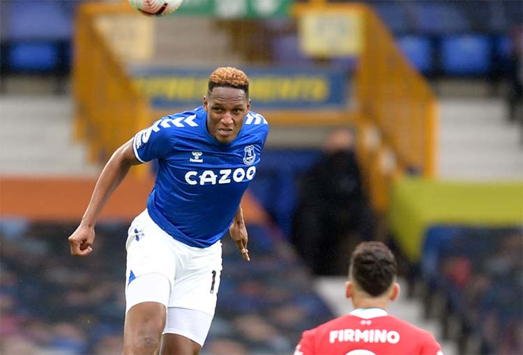 Yerry Mina va por un récord en la Premier League