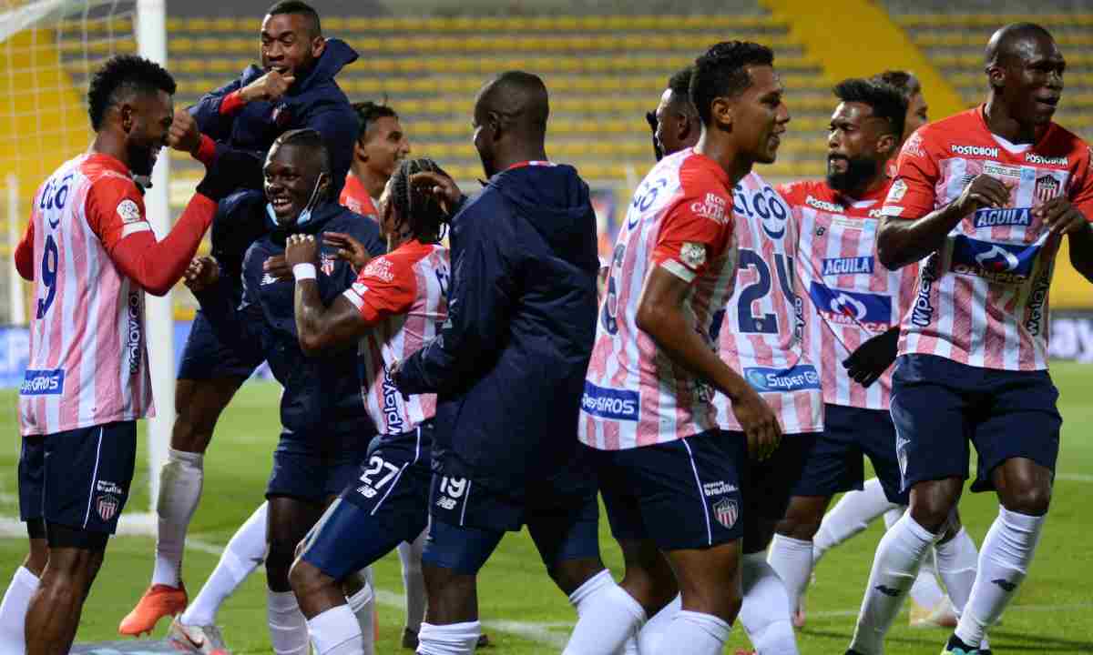 El titular que no viajó con Junior a Chile por Covid-19