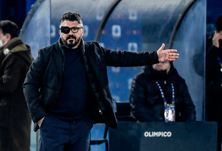 La delicada enfermedad del DT de David Ospina en Napoli