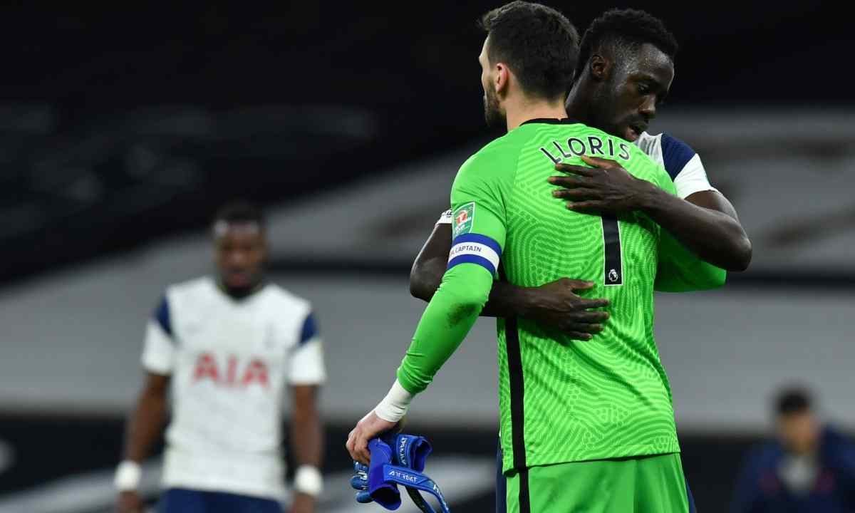 Dávinson Sánchez volvió a jugar en Premier y Tottenham no pudo en casa