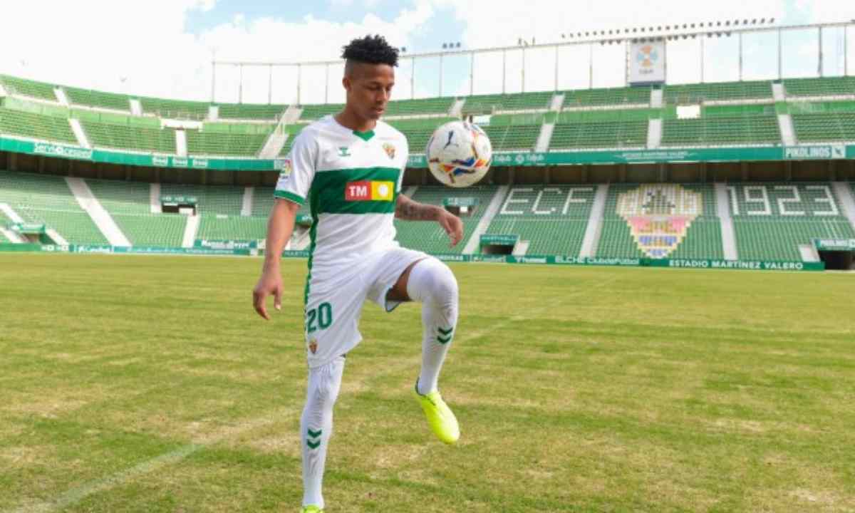 Jeison Lucumí no continuará en Elche le están buscando equipo