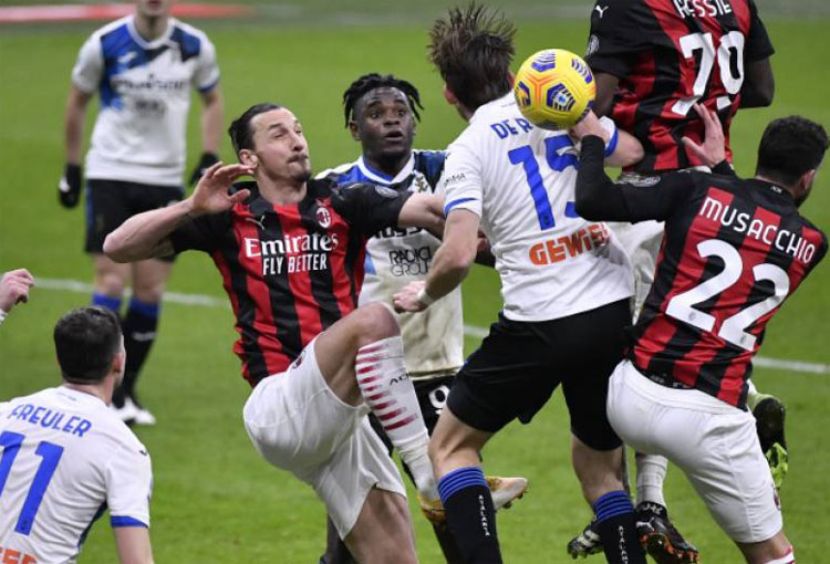 ¿Primero se burló Duván Zapata de Zlatan Ibrahimovic?