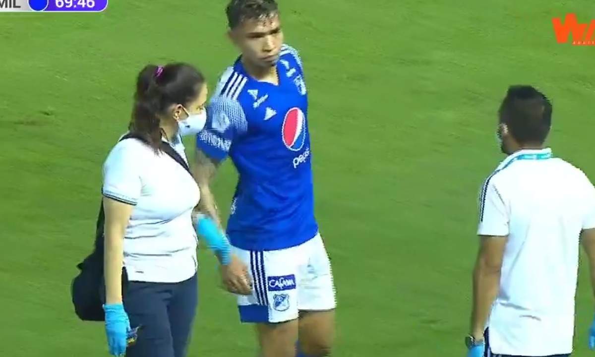 La mala suerte de Ricardo Márquez volvió a jugar y se lesionó otra vez