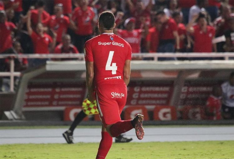 ¿Qué dice Hernán Torres del fichaje de Carlos Sierra en Deportes Tolima?