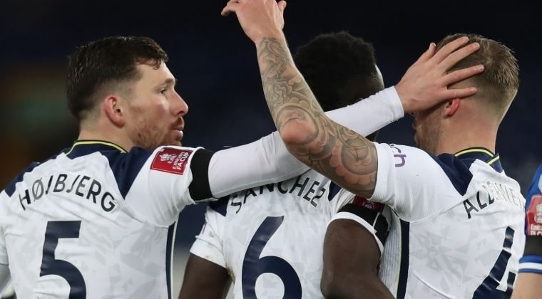 ¡Otra vez! Segundo gol de Dávinson Sánchez en el Everton vs. Tottenham por FA Cup