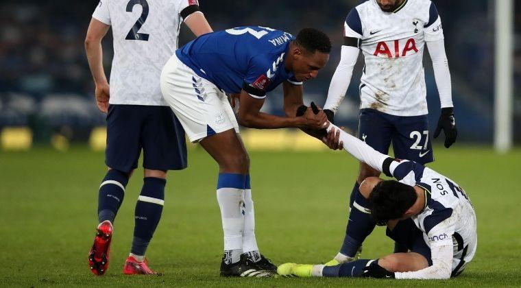 Yerry Mina, en el ojo del huracán tras regular presentación con Everton ante Tottenham