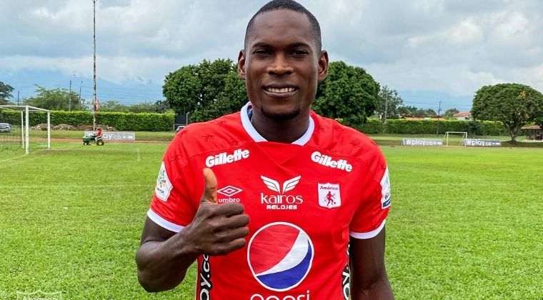 Diber Cambindo y 32 minutos en el debut con América de Cali