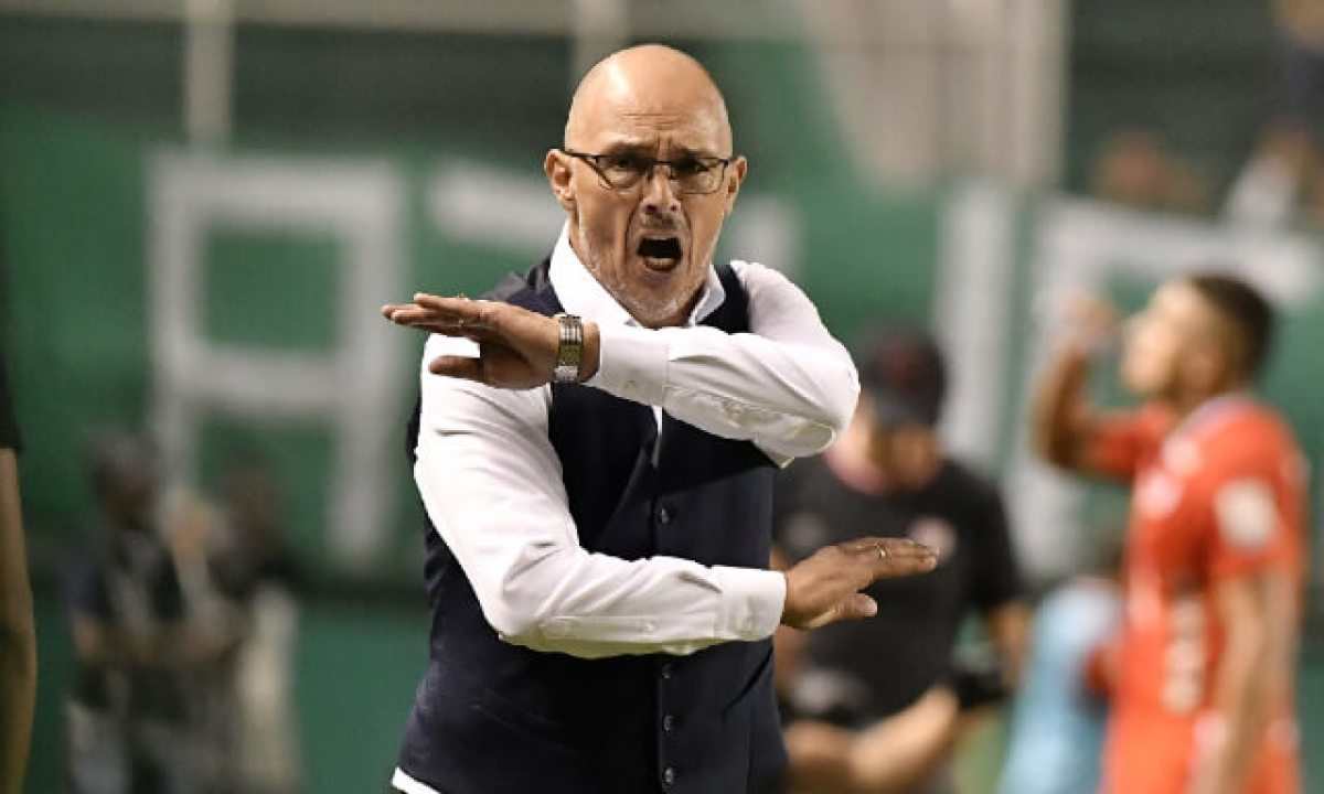 Alfredo Arias Tenemos 4 partidos sin ganar o 12 partidos sin perder