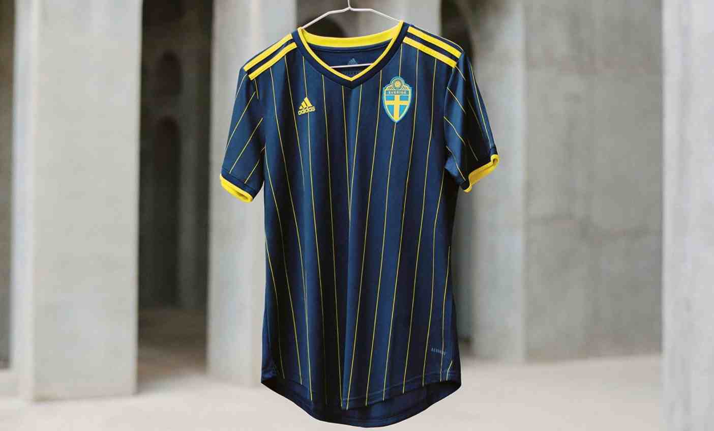 La espectacular camiseta alternativa adidas de Suecia